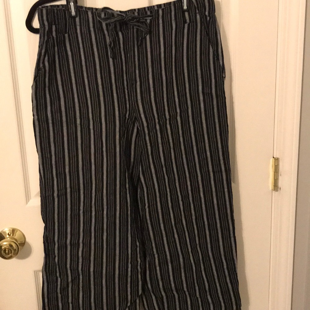 stripped, mid calf pants